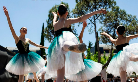 Cartel Día de la Danza
