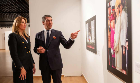 Alcaldesa ​​​​Exposición Letizia