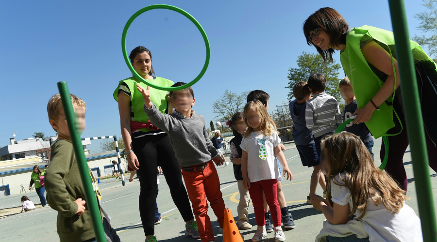 Escolares de la ciudad en un Easter School de ediciones anteriores 