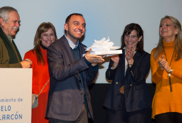 Entrega del premio en la primera edicion