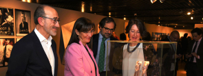 Susana Pérez Quislant en la inauguración de la exposición de la Fundación Coca Cola